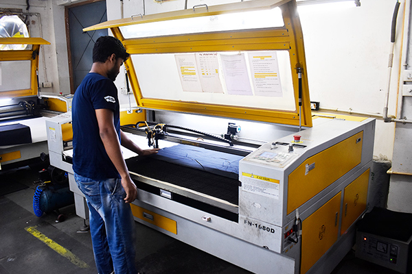 MV Laser Cutting Machine